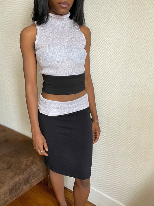 Low-rise midi skirt and neck top set
